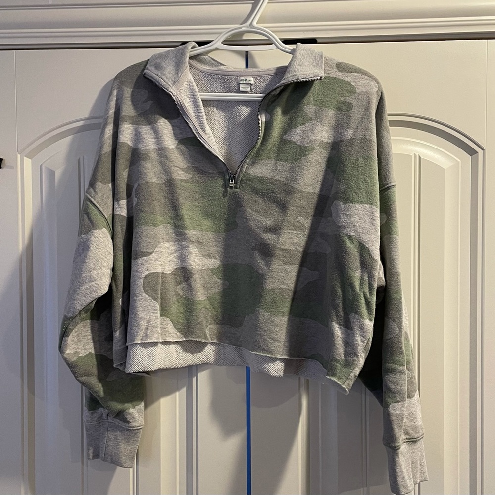 Aerie Crop Camo Quarter Zip Sweatshirt, size large.